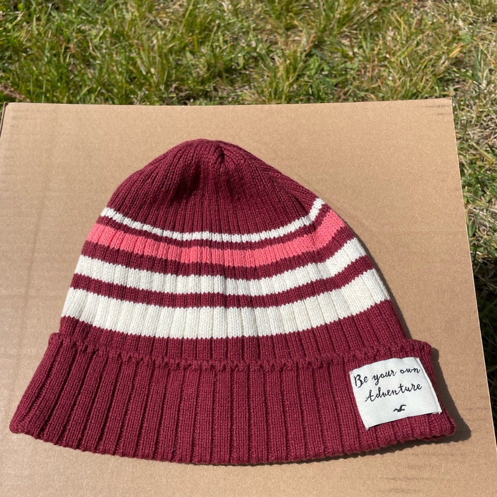 maroon striped hollister beanie